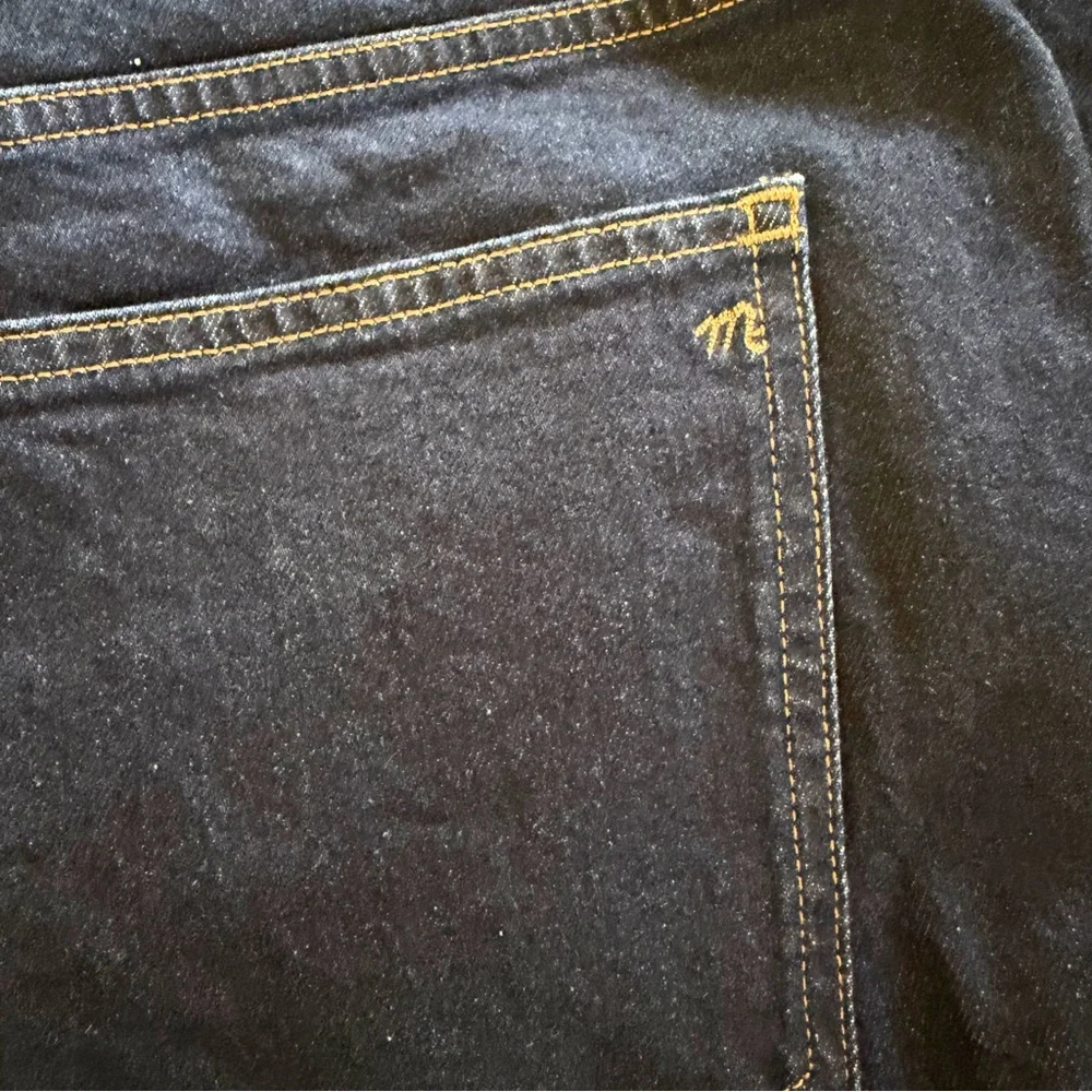 Madewell Skinny Flare Jeans in Dark Wash, size 32
